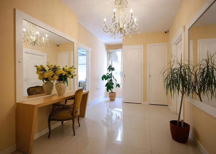 Noela\'S Place